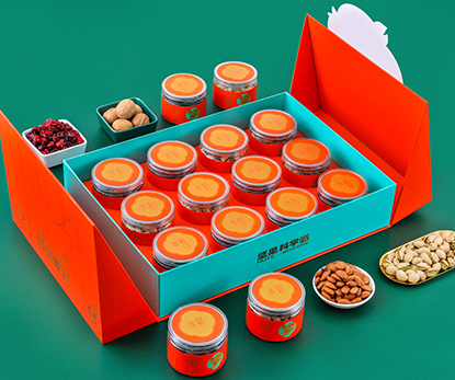 新锐零食品牌“知味轩”亮相中食展 天然原香坚果引众人驻足品香